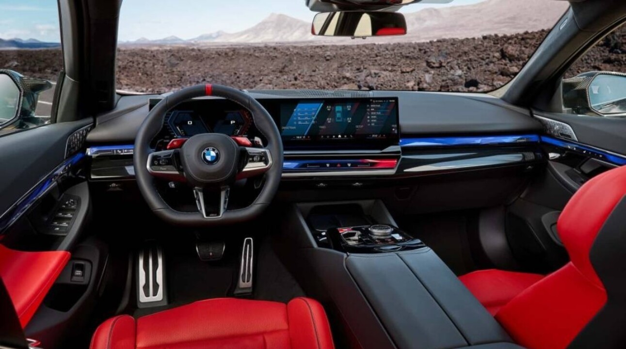 BMW'nin M5 Touring modeli 5,5 milyon liraya satılacak