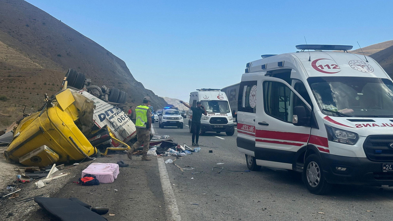Erzincan ve Yozgat'taki kazalarda 7 kişi öldü, 5 kişi yaralandı