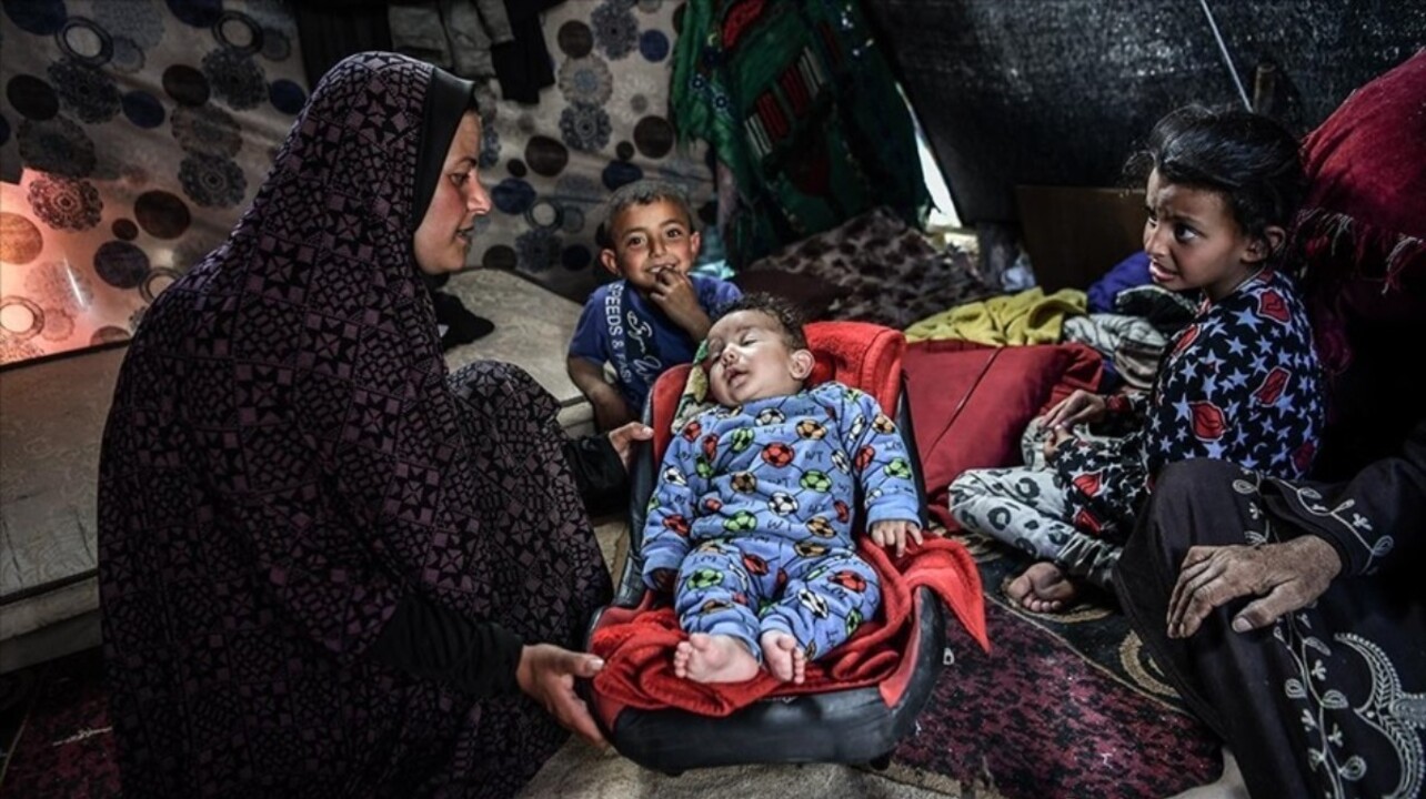 Gazze'de Ekim ayından bu yana 16 bin 480 çocuk öldü