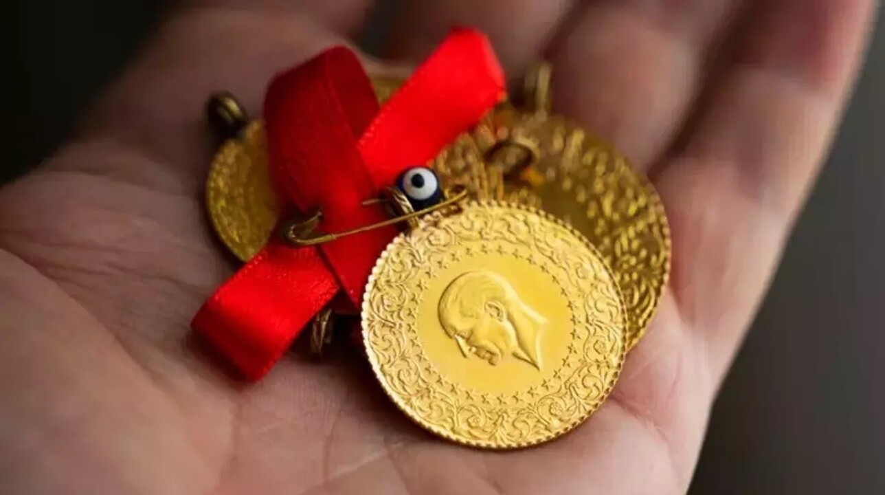 Gram altın 2.700 TL'ye dayandı