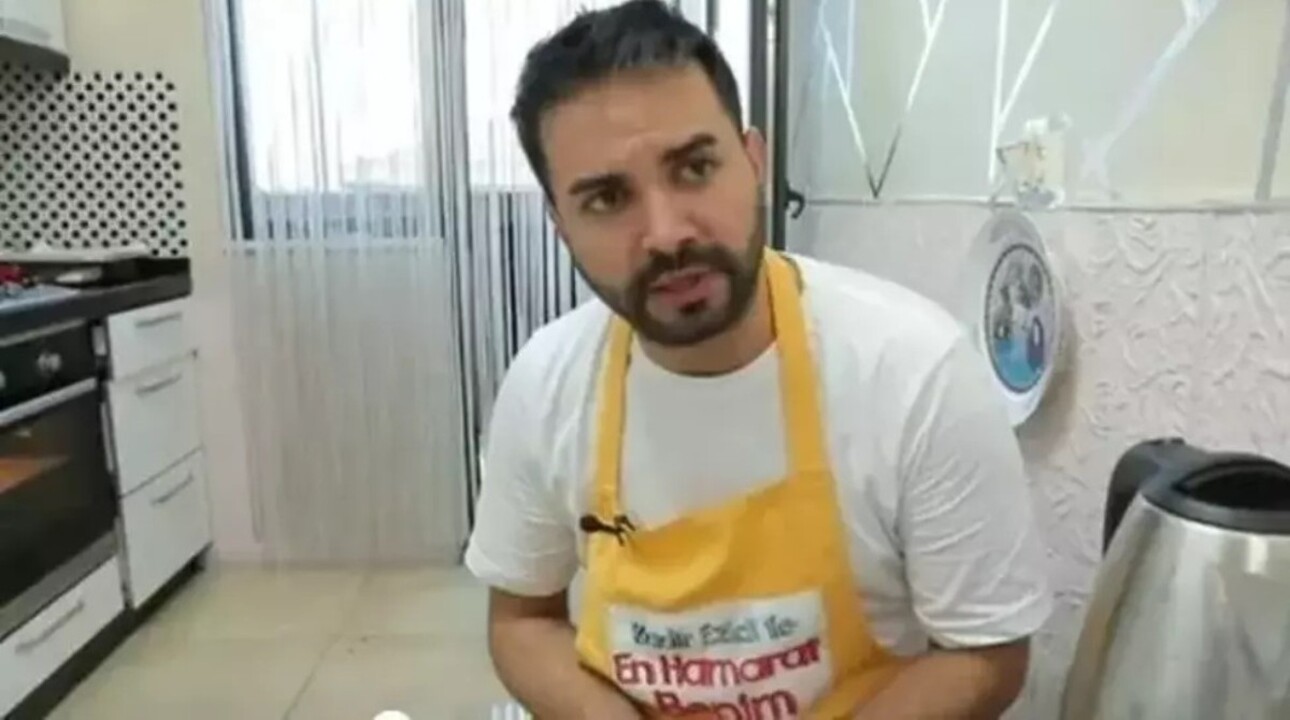 Kadir Ezildi babasını yerden yere vurdu