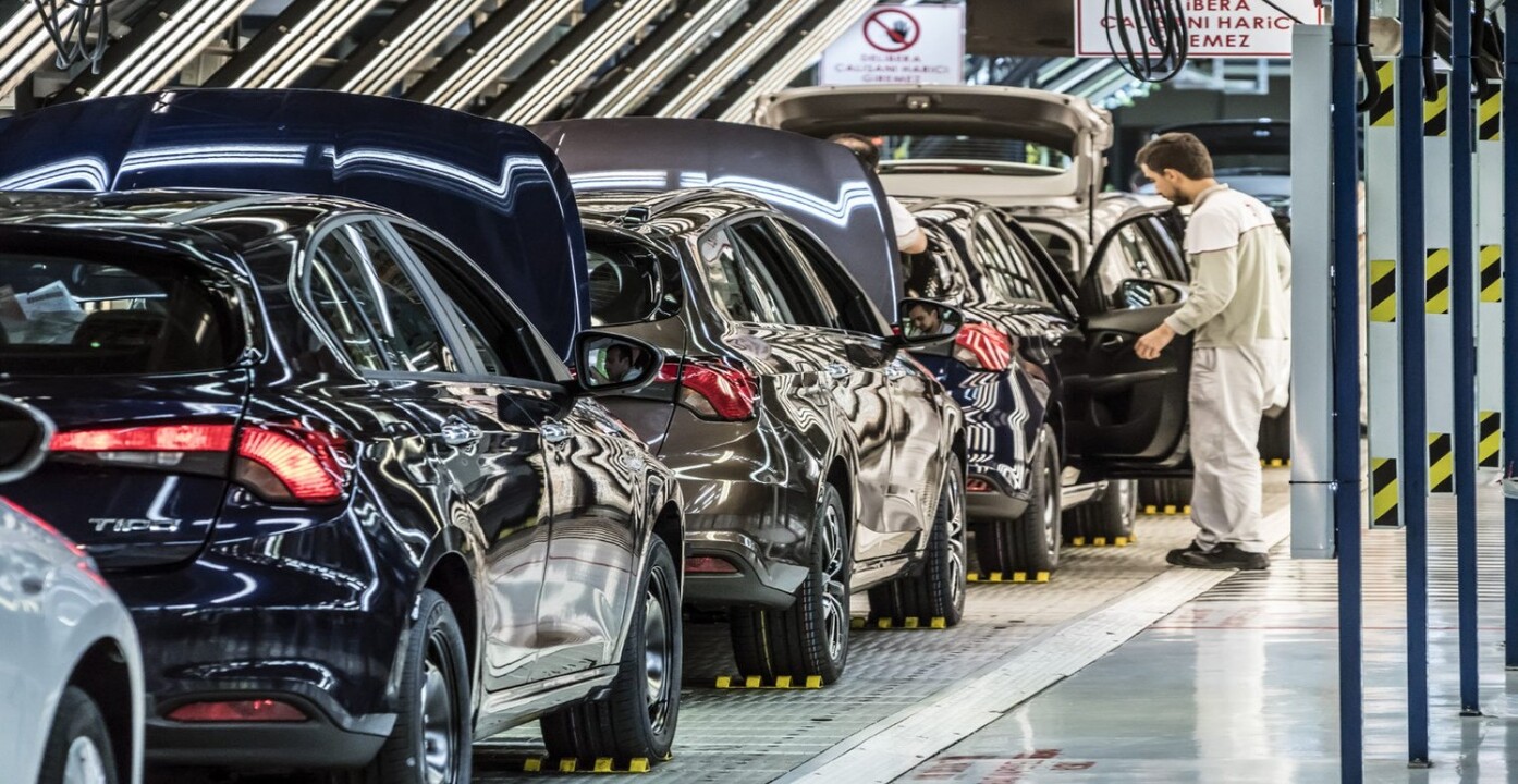 Otomotiv sektörü yokuş aşağı gidiyor