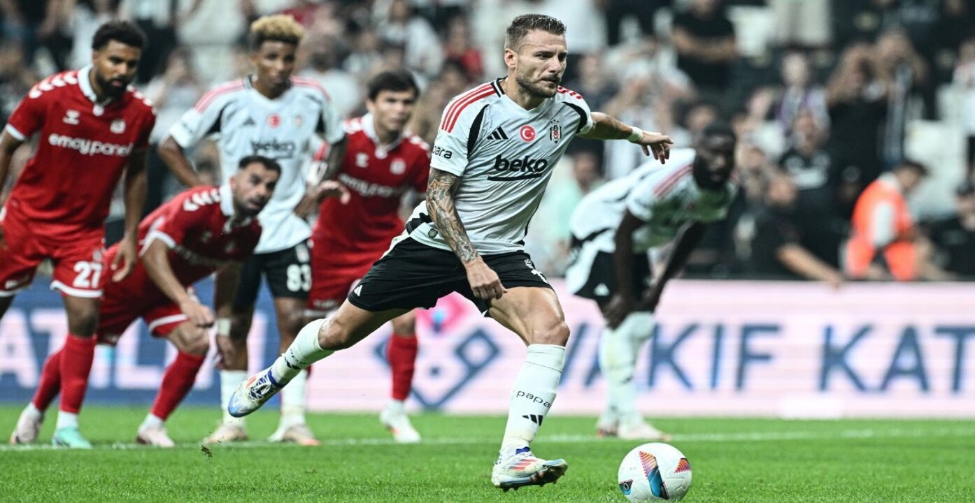 Beşiktaş, Sivasspor engelini 3 golle geçti