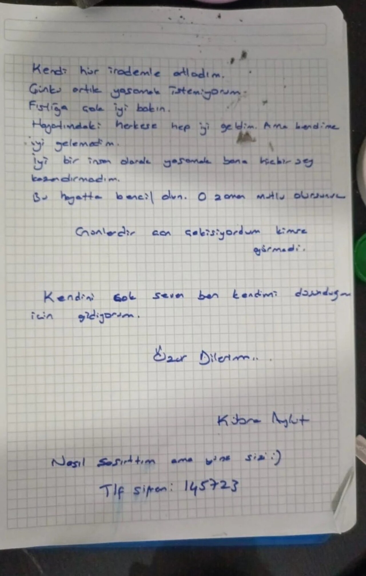 Fenomen Kübra Aykut balkondan atlayarak canına kıydı