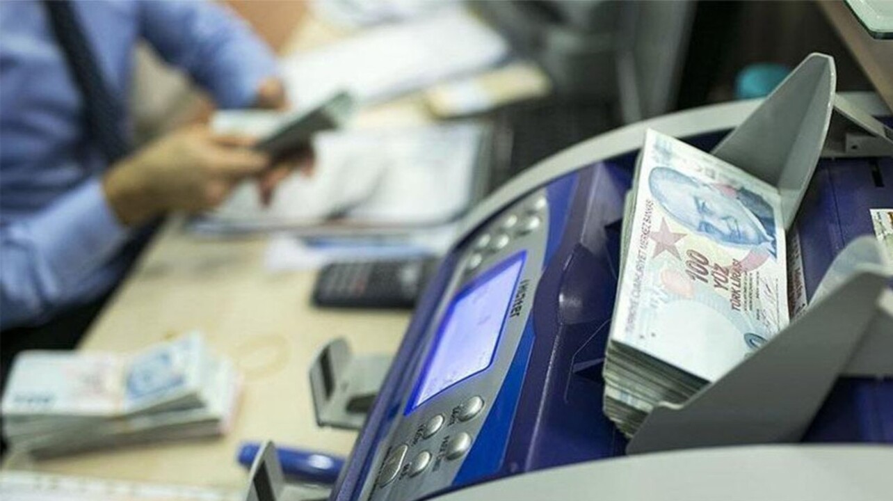 Bankalarda yeni sistem! Resmi belgesi olmayan para yatırıp çekemeyecek!