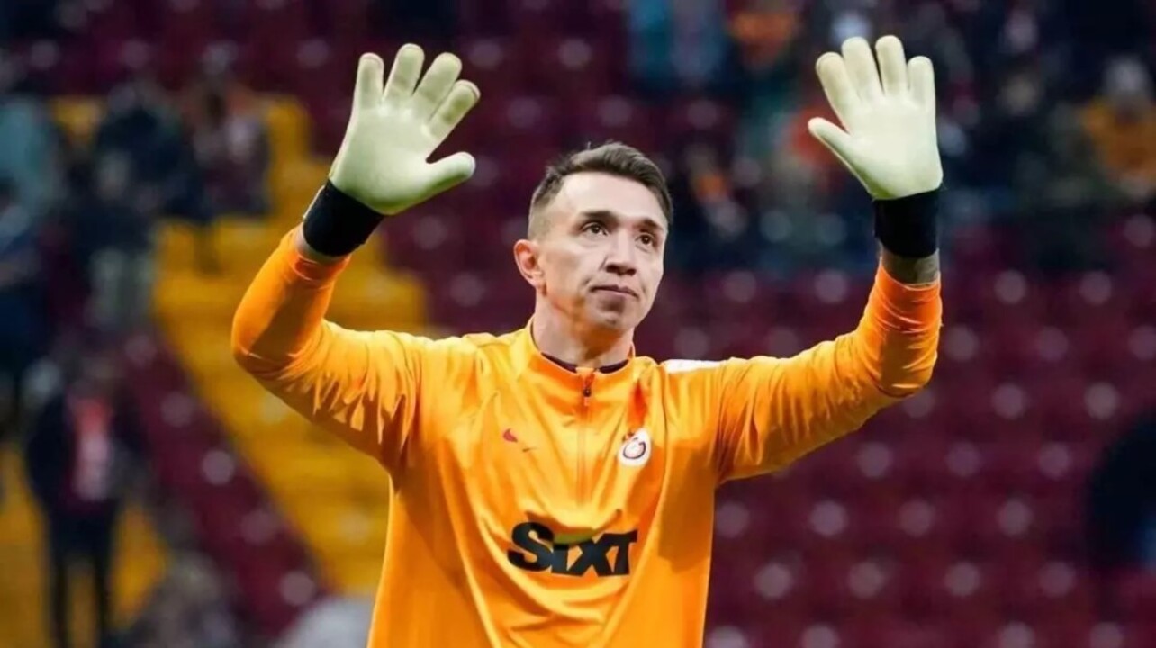 Galatasaray'ın kararı Muslera'nın planlarını alt-üst etti!